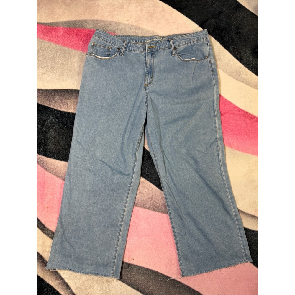 Universal Thread High Rise Wide Leg Crop Jeans Light Wash Raw Hem Size 14/32R